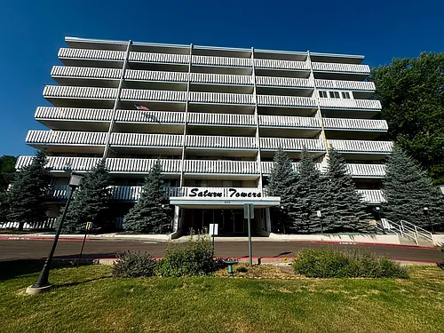 900 Saturn Dr Photo 1