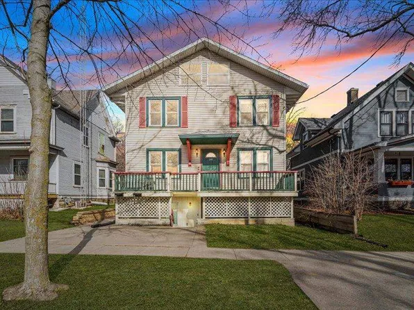 420 & 422 Church St E, Iowa City, IA 52245
