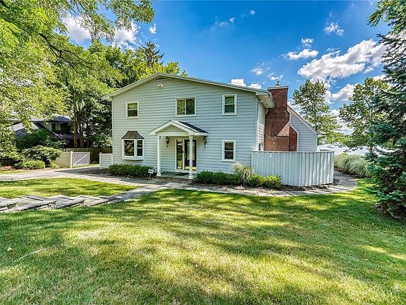 3rd image of 3437 W Lake Blvd