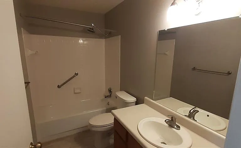 61210 Greenwood Dr #56 — Photo 8