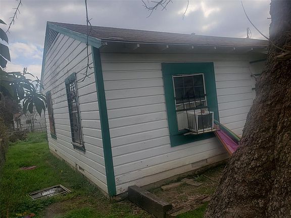 2nd image of 1628 Owega Ave