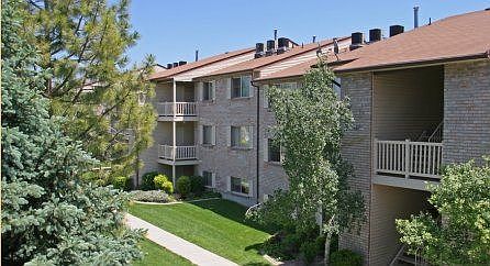 1st image of 247 Gordon Ln