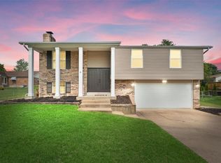 237 Golden Valley Dr, Saint Louis, MO
