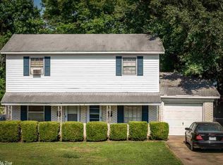 12 Clint Ct, Little Rock, AR 72205