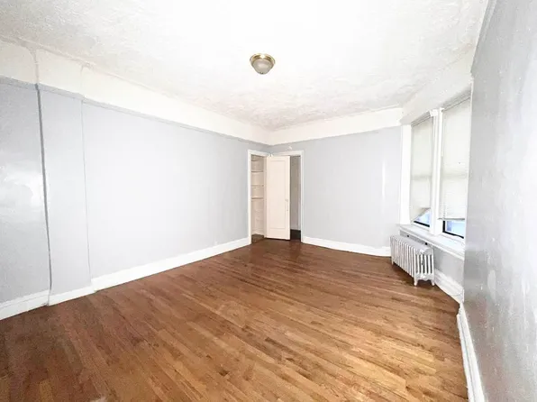 2502 Avenue D image 1 of 5