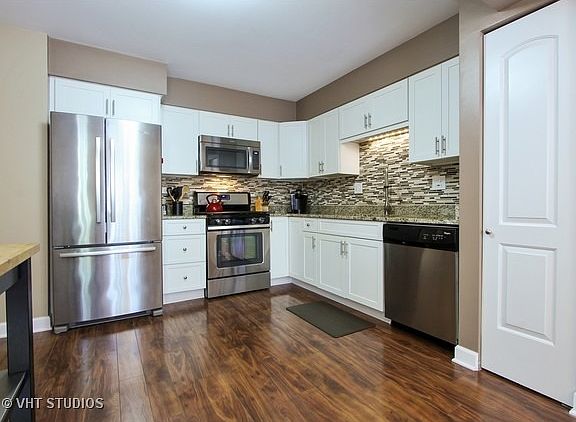4th image of 2211 Camden Ln
