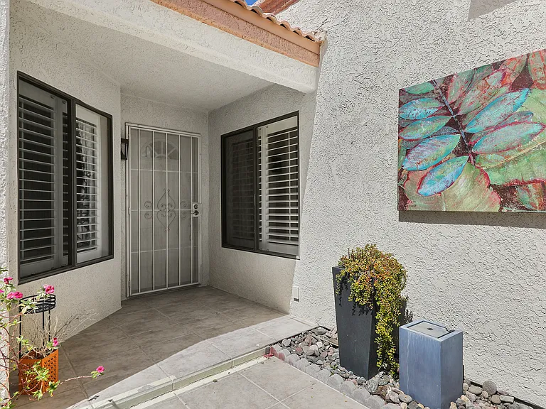 42315 Liolios Dr — Photo 21