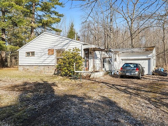 2nd image of 9704 Cleveland Dr