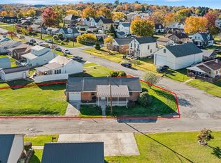 2706 Front St, Monaca, PA 15061