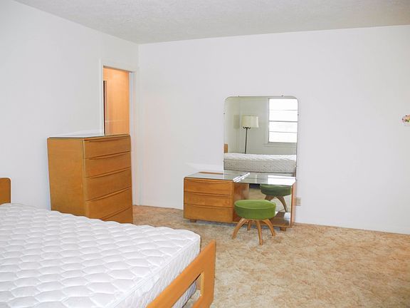 5th image of 5001 Lawndale Ave