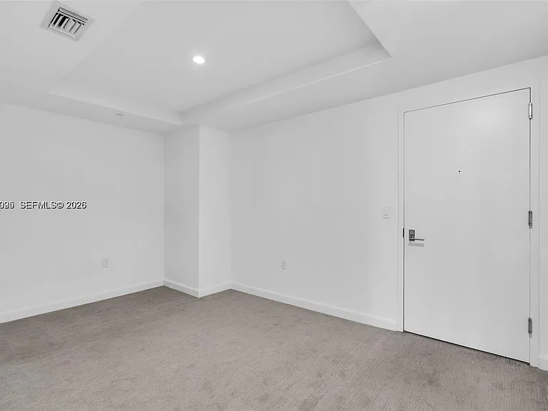 45 SW 9th St #2204 — Photo 13