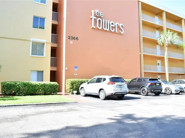 2366 E Mall DR #211, FORT MYERS, FL 33901