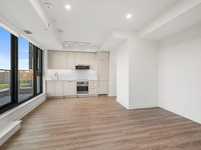 250 Lawrence Ave W #609 — Photo 15