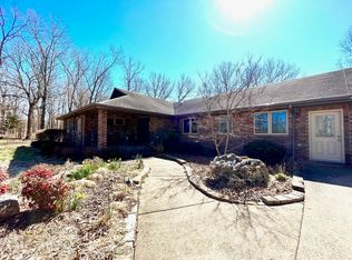 5374 John Michael Cir, Harrison, AR 72601