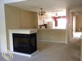 3rd image of 418 Old Pine Way #1