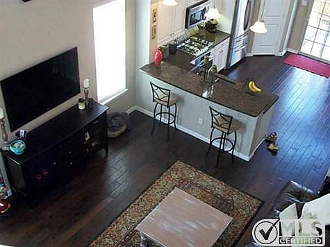 2nd image of 385 Hamilton St