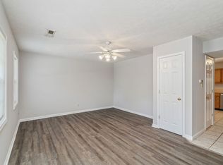 2300 Town Creek Rd W UNIT B7, Lenoir City, TN 37771