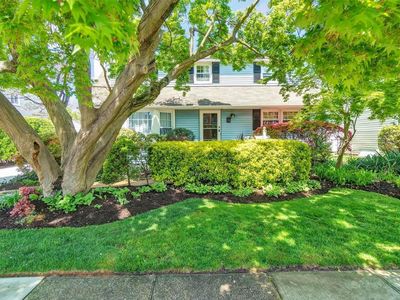 24 Howard Street, Hicksville, NY, 11801