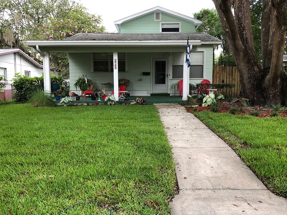 1st image of 926 48th Ave N