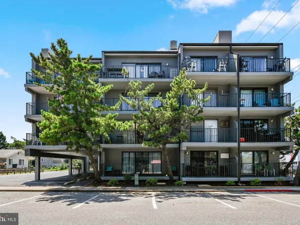 17 70th St Unit 25, Ocean City, MD 21842