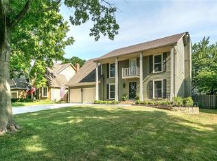 9110 Allman Rd, Lenexa, KS 66219