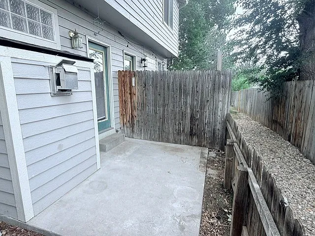 2905 Neil Dr #14 — Photo 30