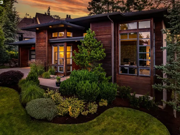 3067 Coeur D Alene Dr, West Linn, OR 97068