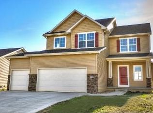 1118 NW Ridge Rd, Ankeny, IA 50023