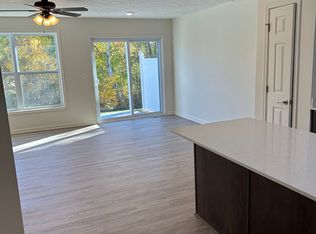 Creekwood Townhomes, Farmington, NY 14425