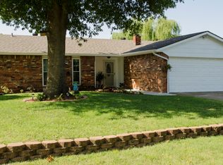 1407 Samuel Dr, Muskogee, OK 74403