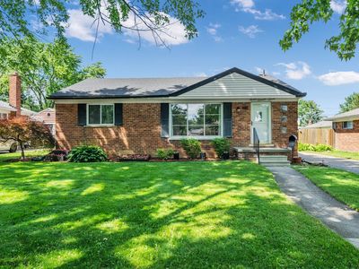 972 N Esplanade St, Mount Clemens, MI, 48043