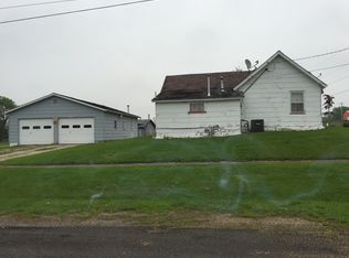 302 E North Railroad St, Sheffield, IL 61361