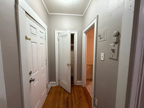 4th image of 115-117 Fairview Ave #35A