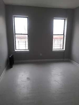 Rented by Greater Realty Management of NY LLC | media 7