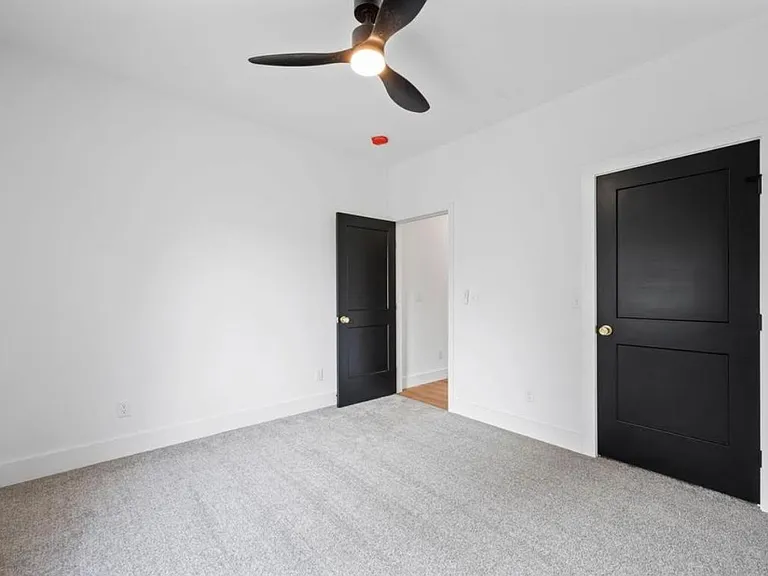 8806 Nelson Rd — Photo 18
