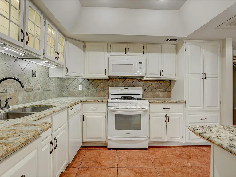 2253 Triway Ln #234 — Photo 7