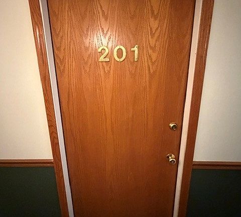 3rd image of 105 W Saint Charles Rd APT 201