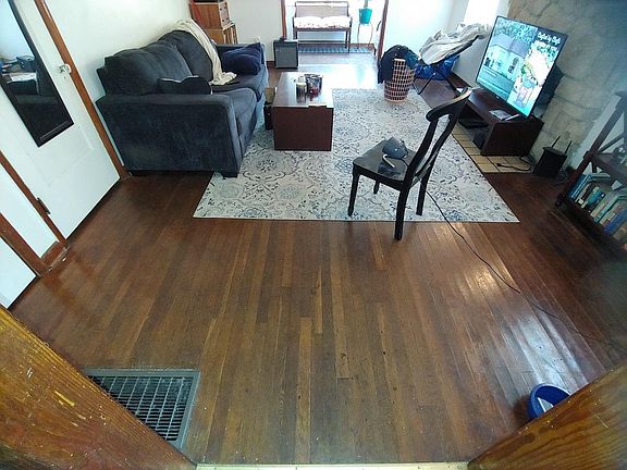 3rd image of 415 Audubon Dr #4