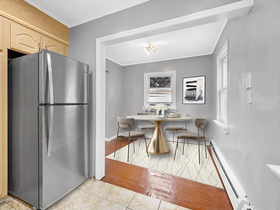 2nd image of 1044 E 212th St #2