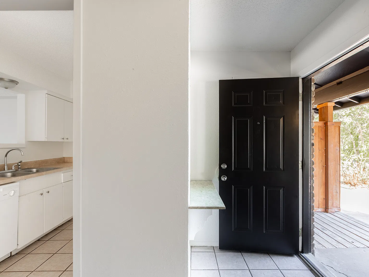 7200 Creekside Dr — Photo 4