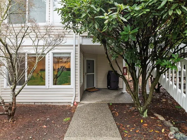 9210 Market Place #K103, Lake Stevens, WA 98258