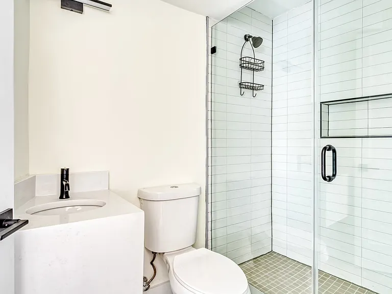 1012 Pennsylvania Ave SE #6 — Photo 19