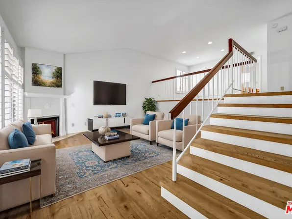 6040 Etiwanda Ave Unit 131, Tarzana, CA 91356