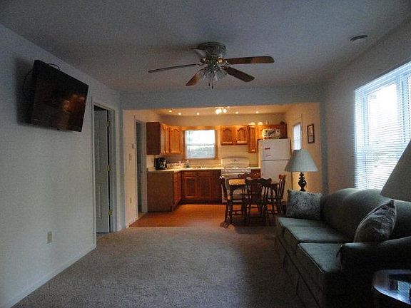 2nd image of 11928 Sanford Ave