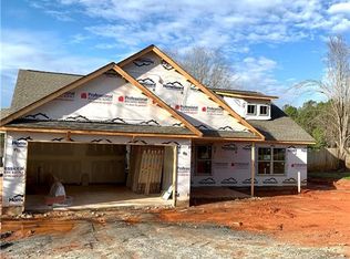 309 Dream Ln, Liberty, SC 29657