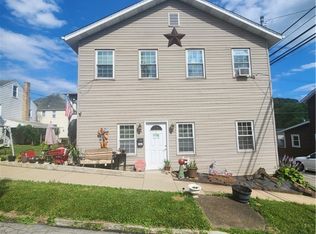 166 Pitt St, Leechburg, PA