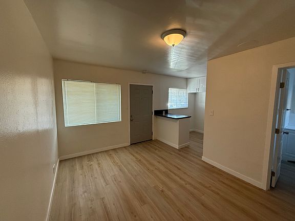 3rd image of 44805 Trevor Ave #44805