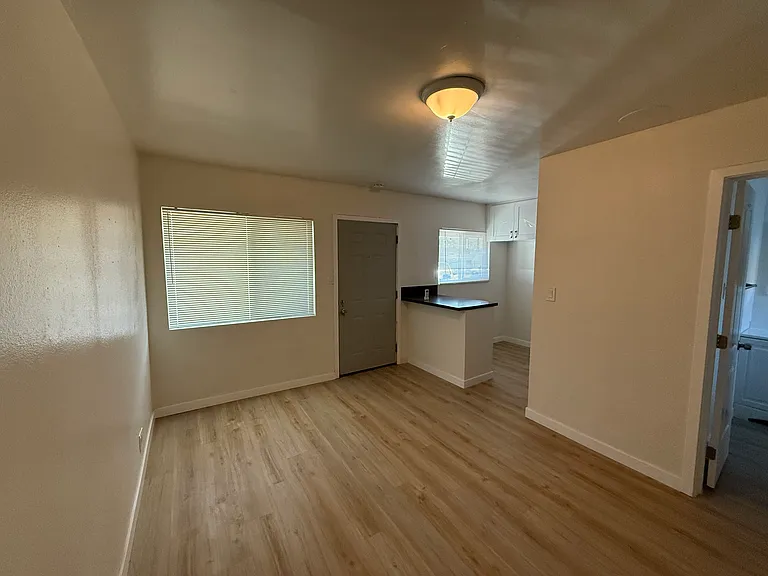 44805 Trevor Ave #44805 — Photo 3