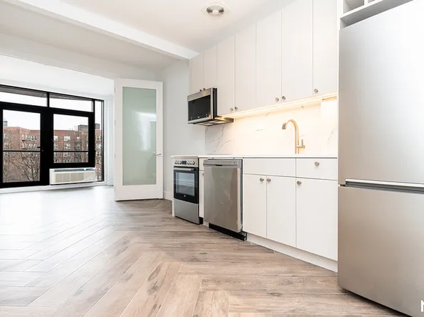 706 Ocean Parkway image 1 of 38
