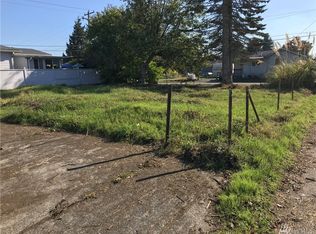 1812 SW 98th St, Seattle, WA 98106